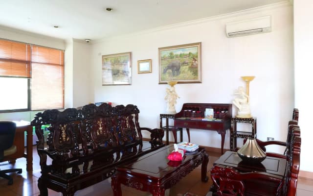678 Hotel Cawang - photo 2
