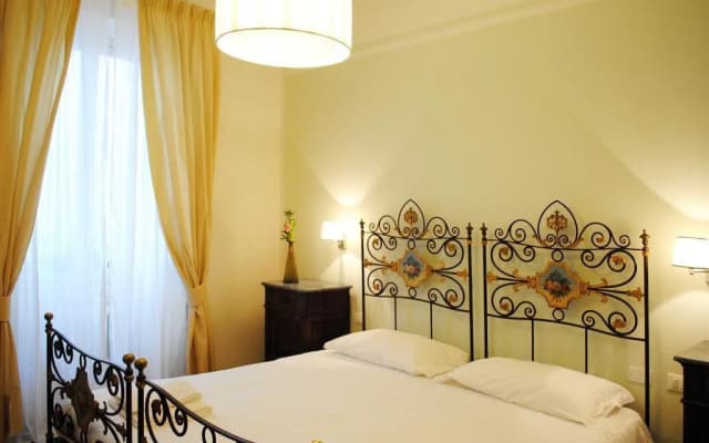 Lungarno Serristori - photo 2