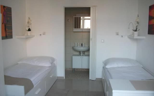 CH-Vienna City RoomsPenthouse Terrassenapartment - photo 3