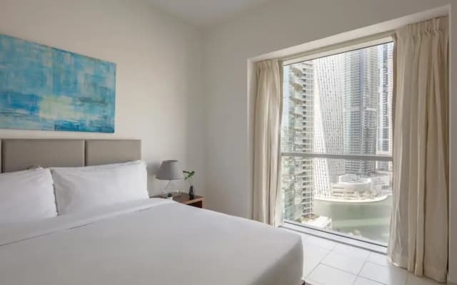 Fantastay Marina Tower - photo 2