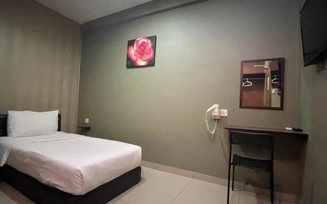 Parc Hotel Pelangi Damansara - photo 4