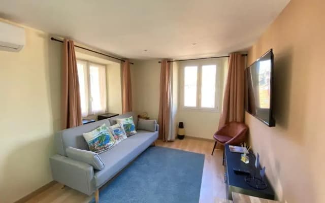 06A2 - Cœur du Vieux Nice bel appartement moderne rénové - photo 5