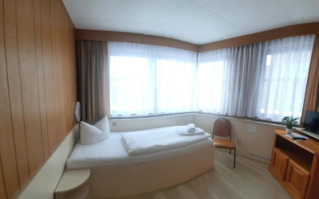 Central-Hotel Tegel - photo 5