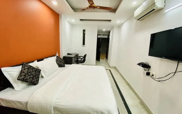 Hotel Jasola 82 inn - photo 3