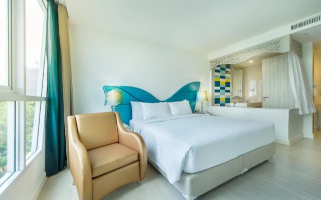 Le Tada Parkview Hotel - photo 4