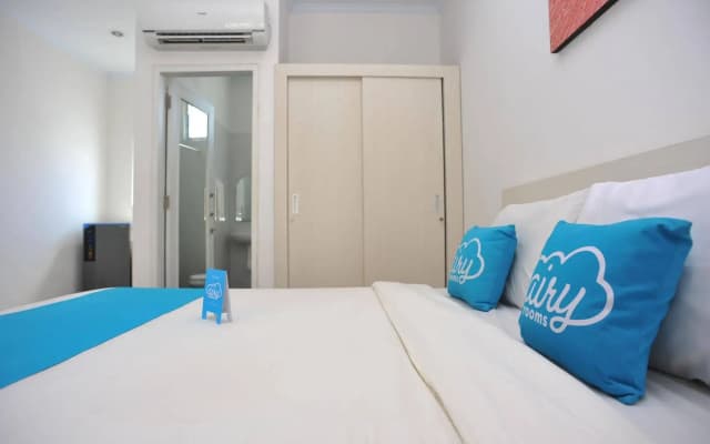巴厘岛艾里乌努得全景金巴兰酒店(Airy Unud Panorama Jimbaran Bali) - photo 4