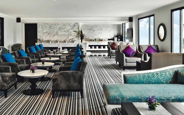 Mövenpick Hotel Sukhumvit 15 Bangkok - photo 2