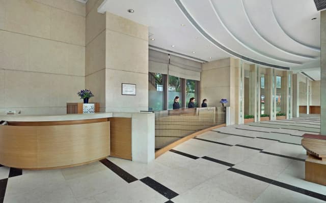 Rambler Oasis Hotel - photo 2