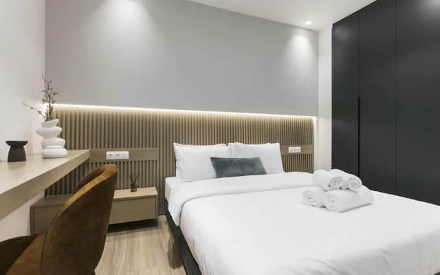 Deluxe & Upscale Apartment in Athens - photo 2