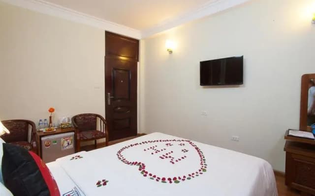 Camellia 5 Hotel - photo 5