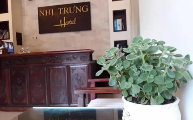 Nhi Trung Hotel - photo 2