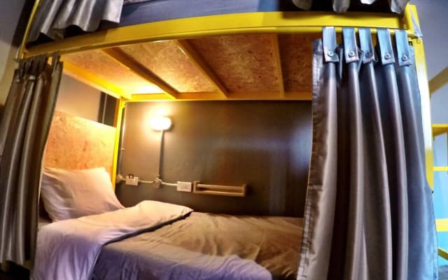 Cubic Bangkok Hostel - photo 3