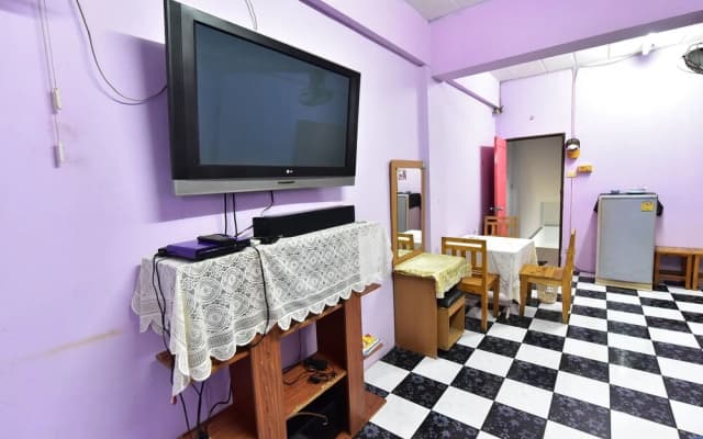Javan Guesthouse - photo 4
