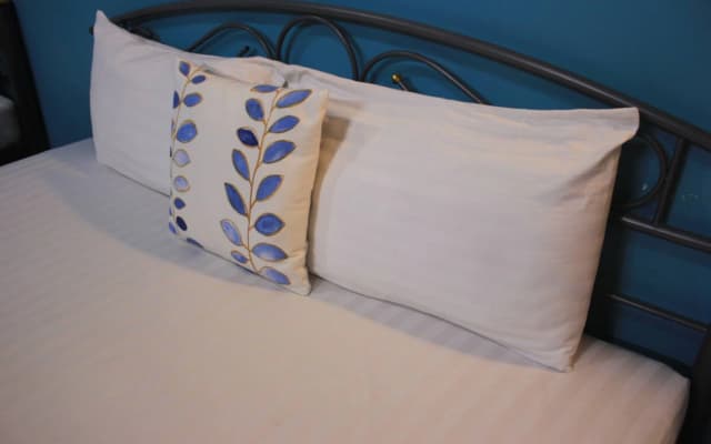 Thalang Guesthouse - photo 3