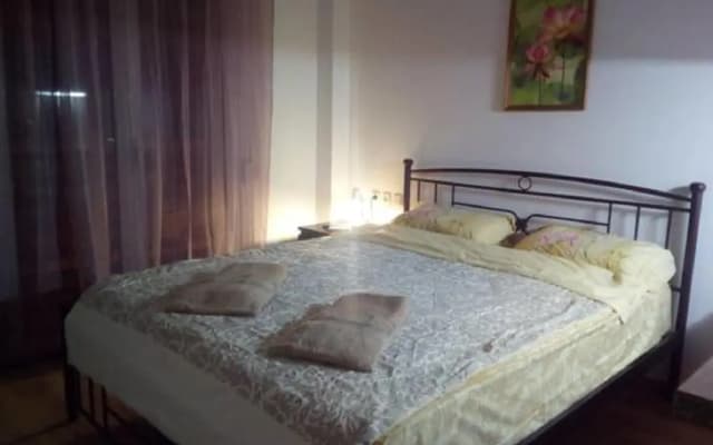Comfortable inexpensive apartmets near metro - photo 3