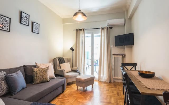 Comfy Koukaki Apartment - photo 5