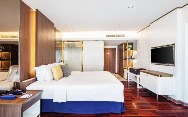 A-One The Royal Cruise Hotel & New Wing Hotel - photo 2