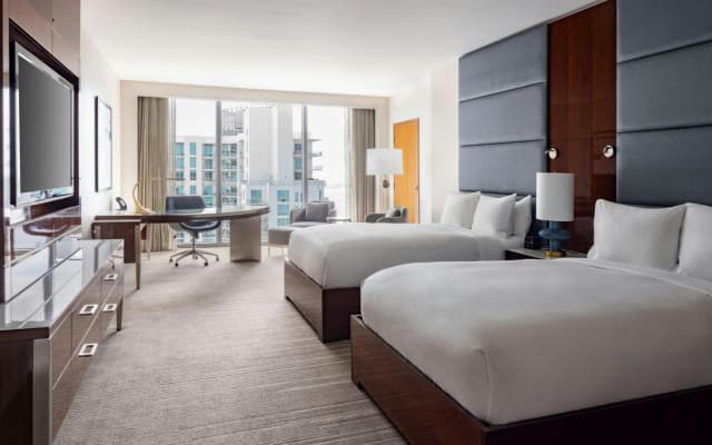 JW Marriott Marquis Miami - photo 4