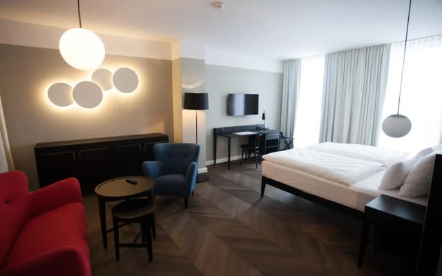 Hotel Caroline - photo 3