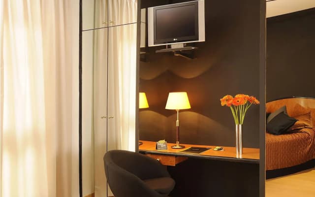 Hotel Abbot - photo 3