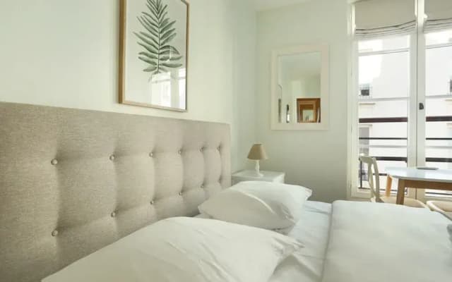 Charming Flat With AC - Center of Paris - photo 4