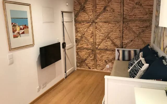 Typical Studio in Lisbon Center - photo 5