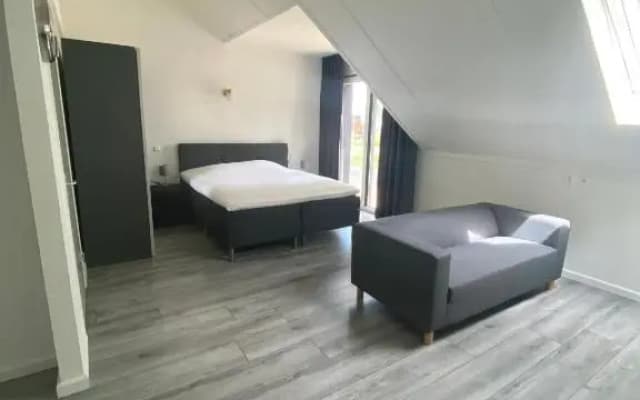 Greenstay  Hotel - photo 3