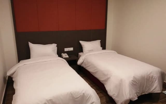 Capital O 90574 Hotel Glo - photo 5