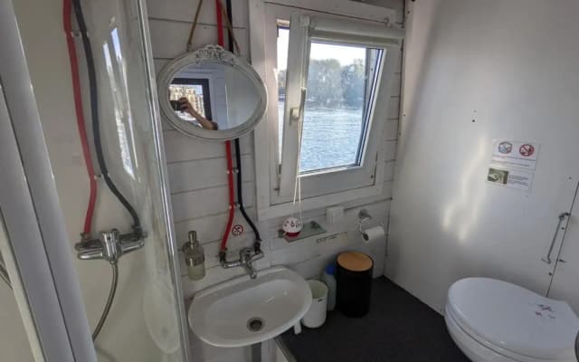 Gemütliches Hausboot mit Kamin in Berlin - photo 5
