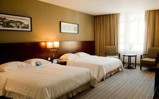 Hotel Sixty3 - photo 4