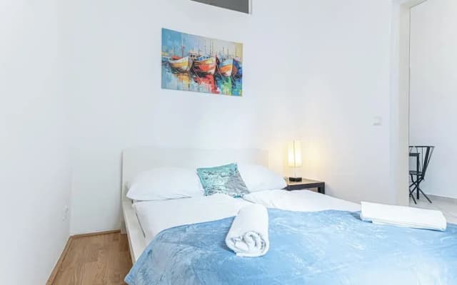 Comfy 2BR Flat Belvedere Vicinity - photo 3