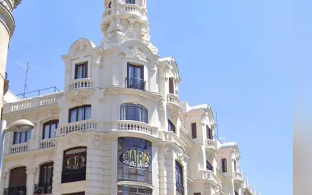 Lux Penthouse gran vía - photo 2