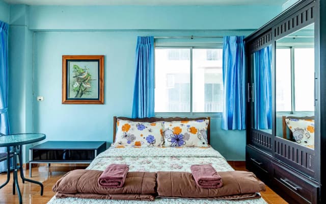 Benjaratch Boutique Apartment - photo 3