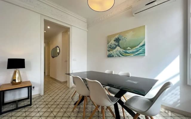 Stay U-nique Apartments Comte Urgell - photo 2