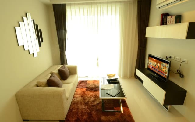 Beverly33 - photo 3