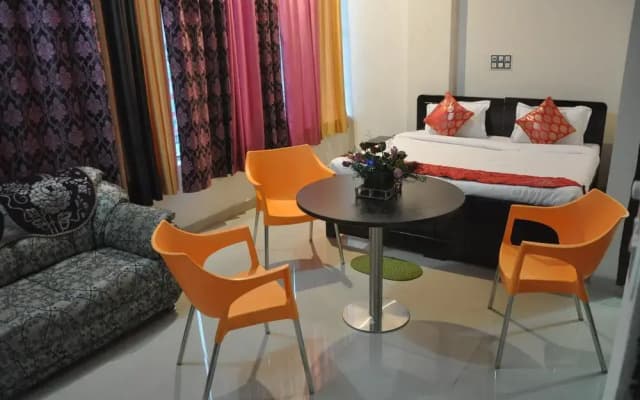 Hotel Golden Residency - photo 4