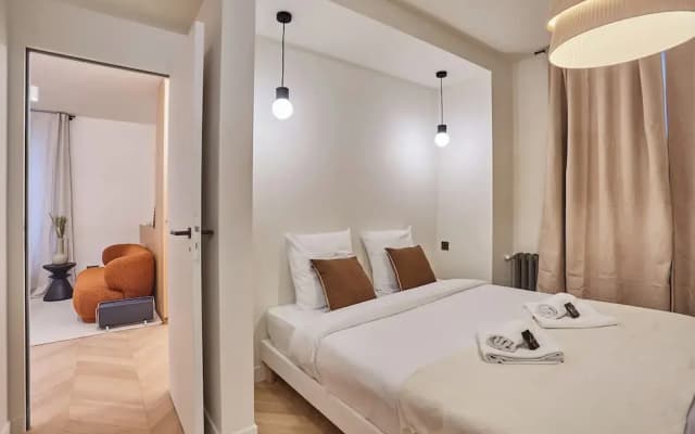 Amazing AC Apartment Center of Paris Le Marais - photo 4