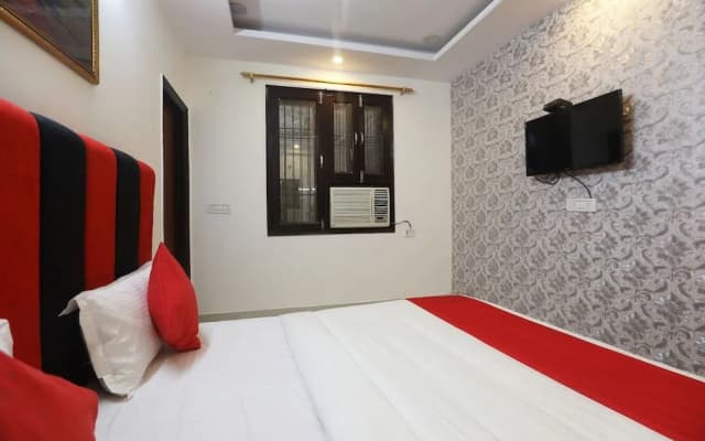 OYO 43923 Surbhi Residency - photo 4