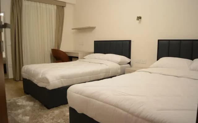 White Palace Motel EG - photo 4