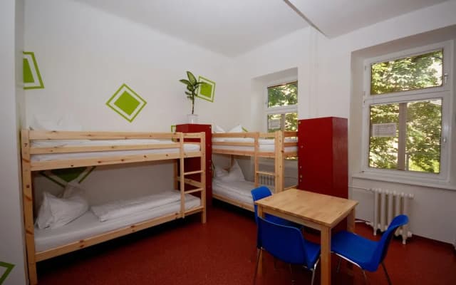 Vienna Westend City Hostel - photo 5