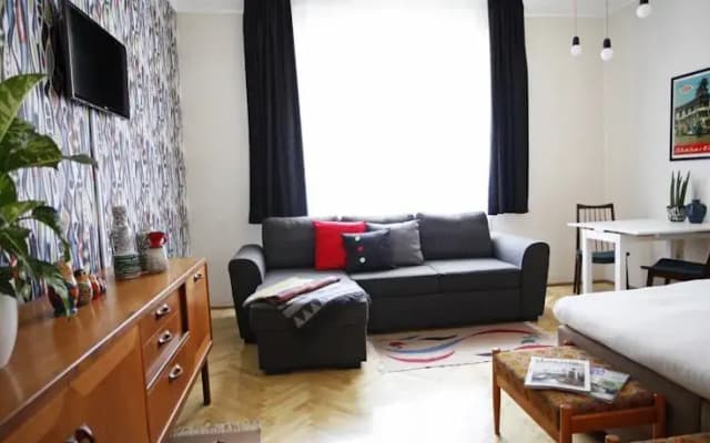 CSL Molnar Design Apartment - photo 4