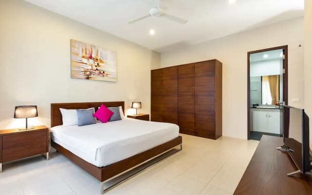 Tropical Holiday 2BR Pool Villa Greens 9 - photo 4