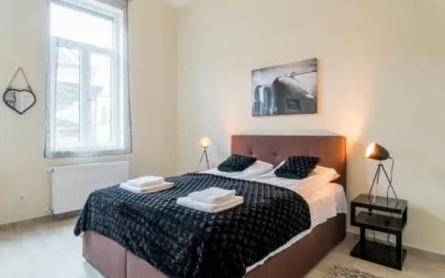 K11 Exclusive Apartment at Szimpla - photo 4