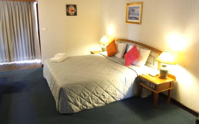 Ratchada City Hotel - photo 4