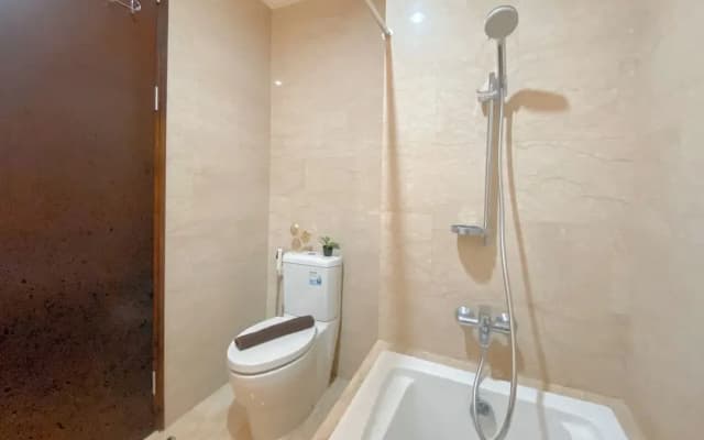 Wonderful And Homey 2Br Apartment At Menteng Park - photo 5