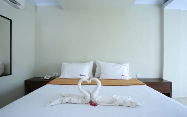 RedDoorz @ Padma Utara - photo 5