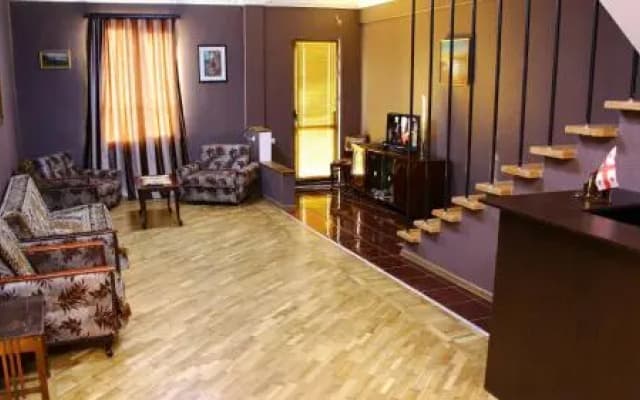 ES Hotel - photo 2