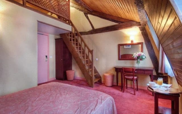 Le Faubourg Hotel  - photo 5
