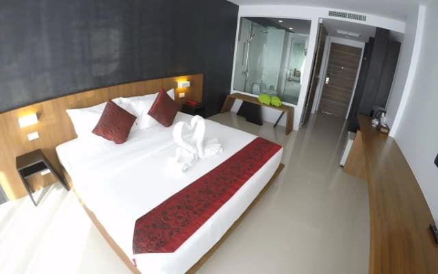 Phoenix Grand Hotel - photo 2