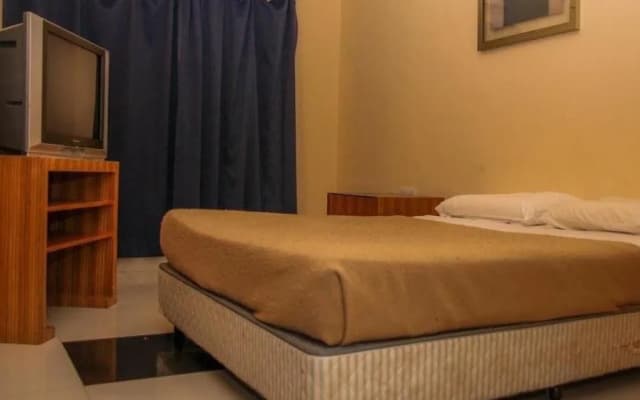 Highway Hotels - Rawang - photo 2